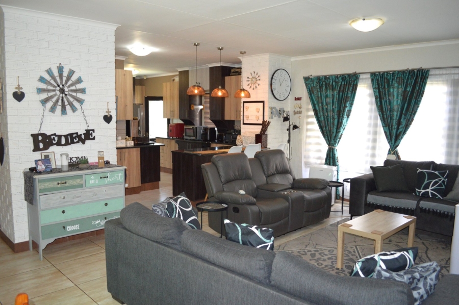 3 Bedroom Property for Sale in Doringkruin North West